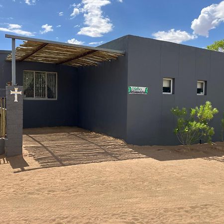 Stellies Accommodation - Room 1 Keetmanshoop Exterior photo