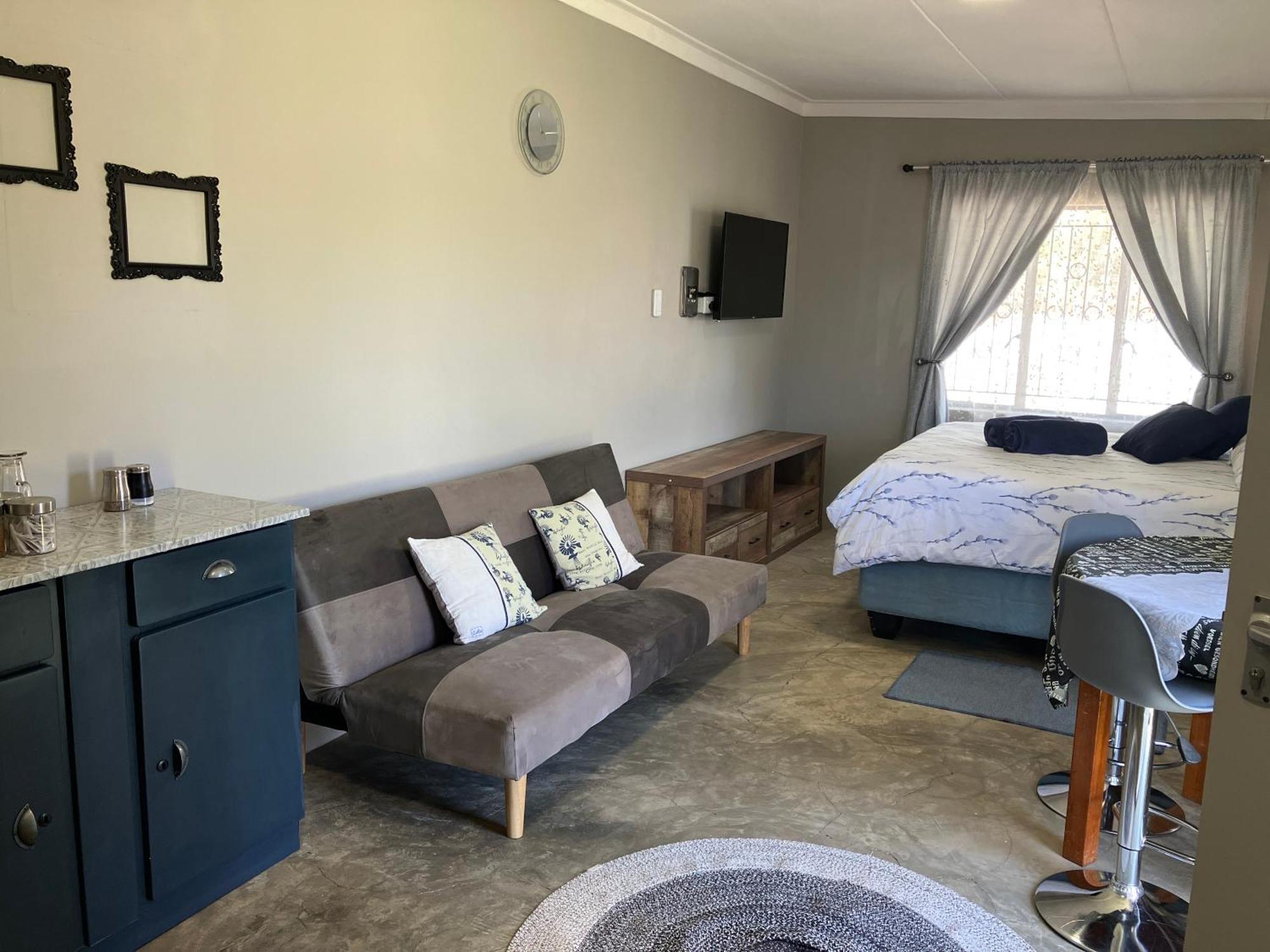 Stellies Accommodation - Room 1 Keetmanshoop Exterior photo