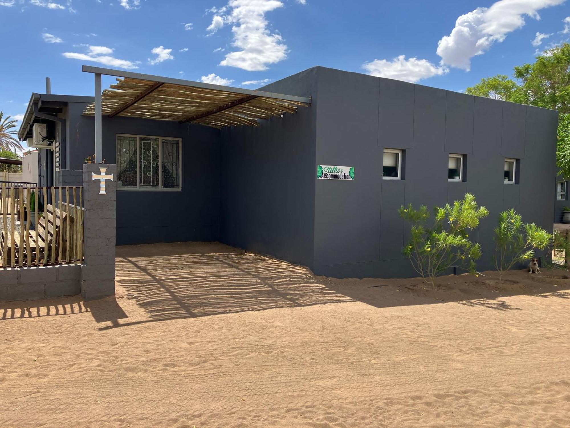 Stellies Accommodation - Room 1 Keetmanshoop Exterior photo