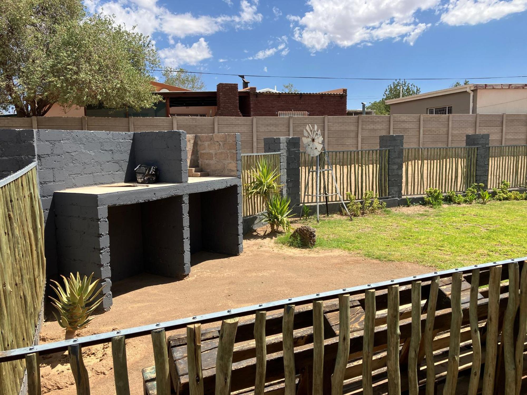 Stellies Accommodation - Room 1 Keetmanshoop Exterior photo